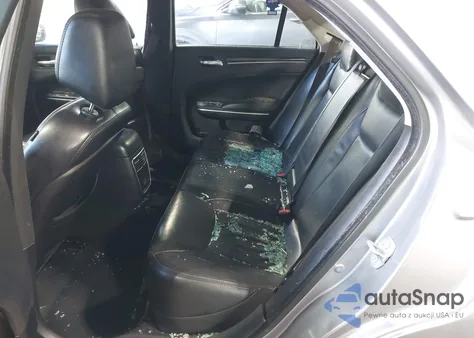 2015 Chrysler 300 Limited z USA, uszkodzony, nr VIN 2C3CCAAG3FH908585